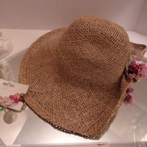 Flower Straw Hat. Pos3